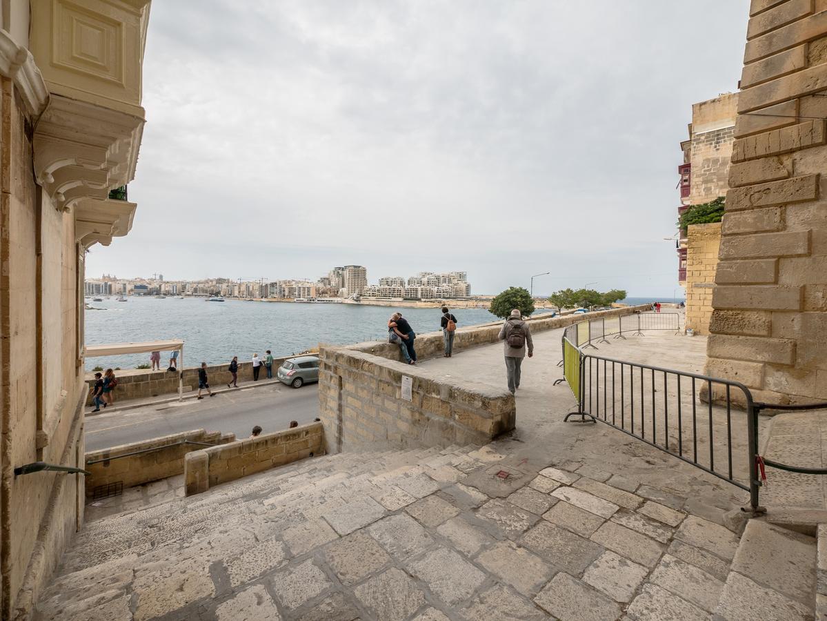 Valletta Old Theatre Lane Apartment Exterior foto